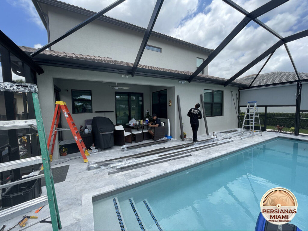 Exterior Zipper Screen